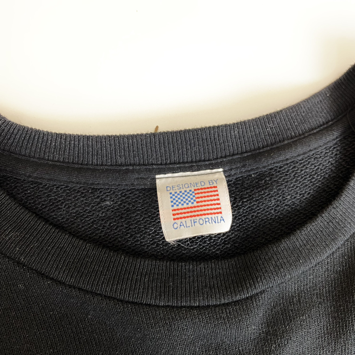 【40％OFF】VOLN / CREW NECK SWEAT / U.S. WAVY / BLACK
